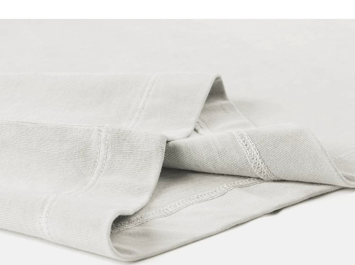 IDLT washed T-shirt, cream folded hem.