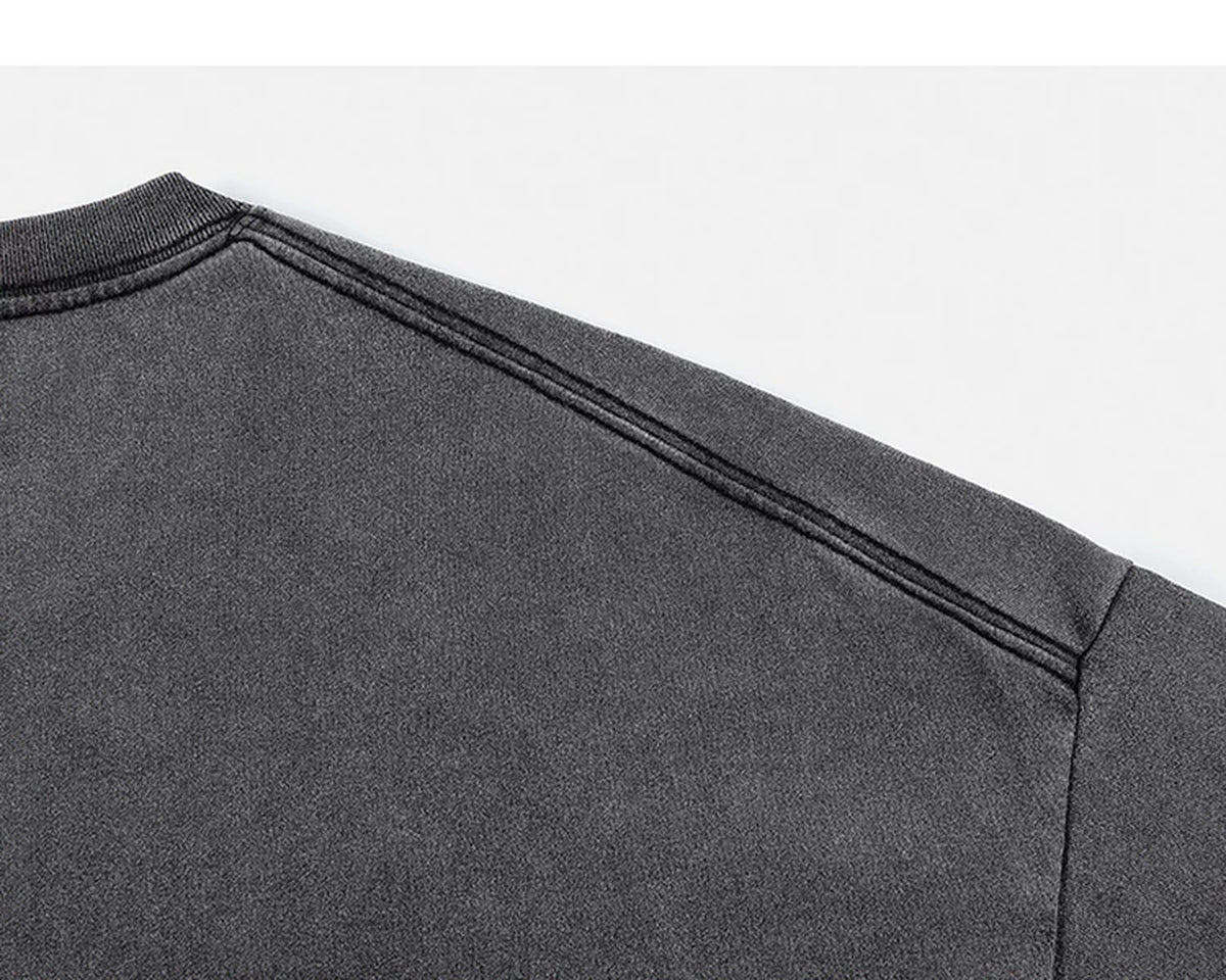 IDLT washed T-shirt, gray shoulder seam.