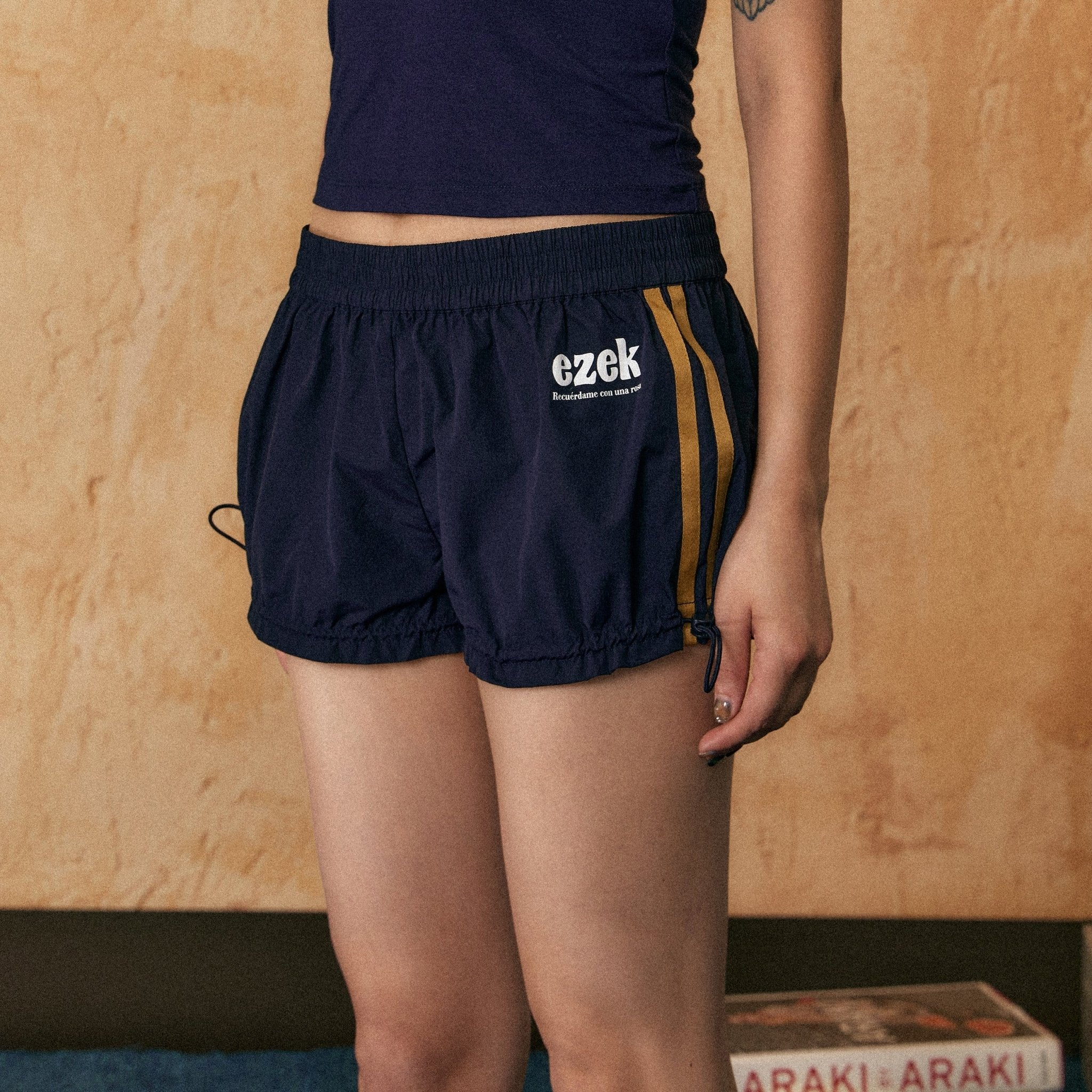 Vintage '76 Print Crop Tee - COPPING THREADS - CHICISLAND