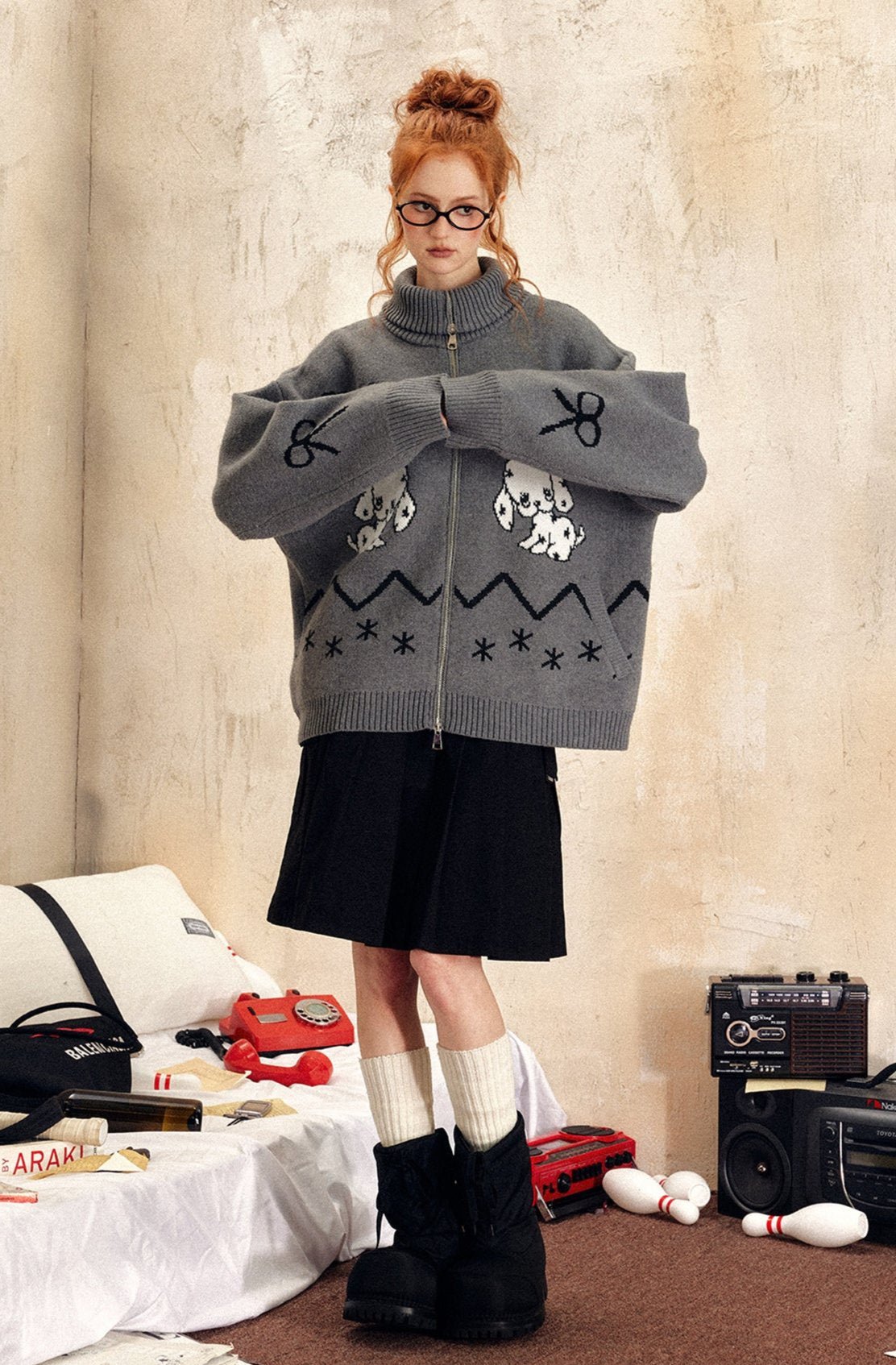 Vintage Dog Bow Pattern Knit Cardigan - COPPING THREADS - CHICISLAND