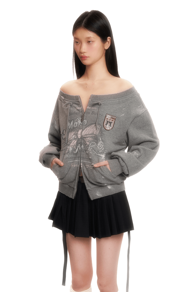 Vintage Hand-Painted Bow Badge Off-Shoulder Sweatshirt Main Image