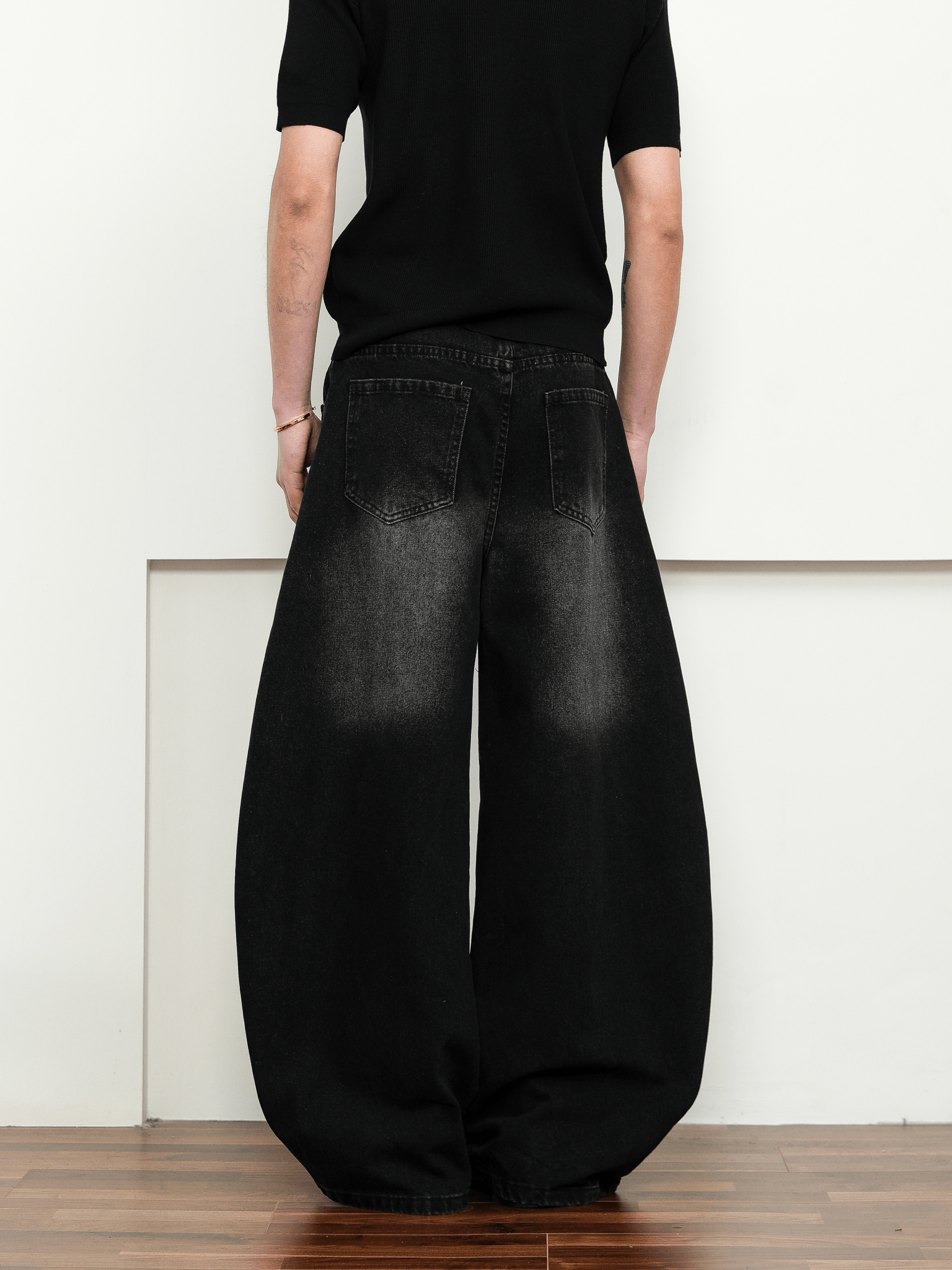 Vintage Wash Blade - Cut Wide - Leg Jeans - COPPING THREADS - CT Select