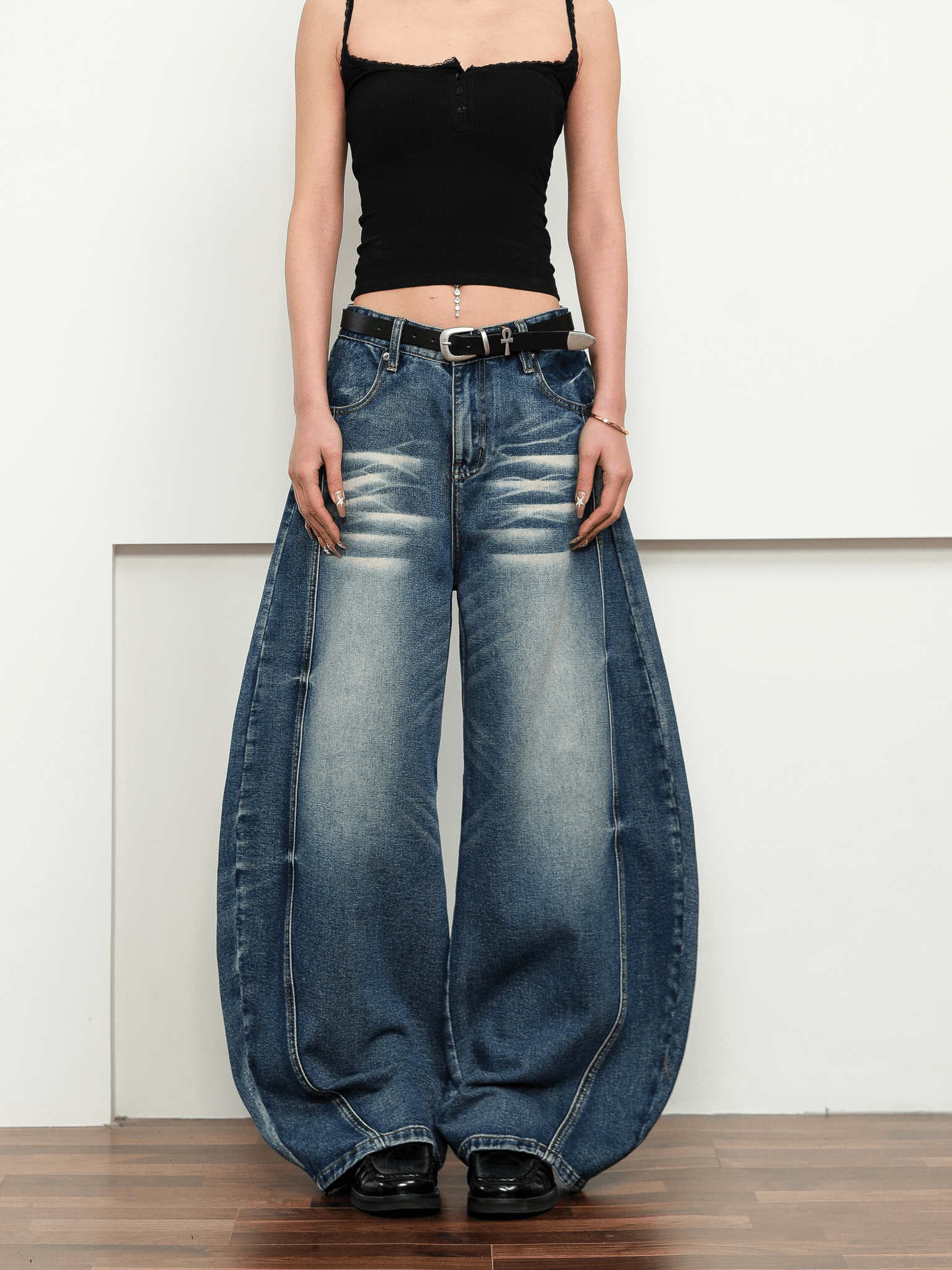 Vintage Wash Blade - Cut Wide - Leg Jeans - COPPING THREADS - CT Select