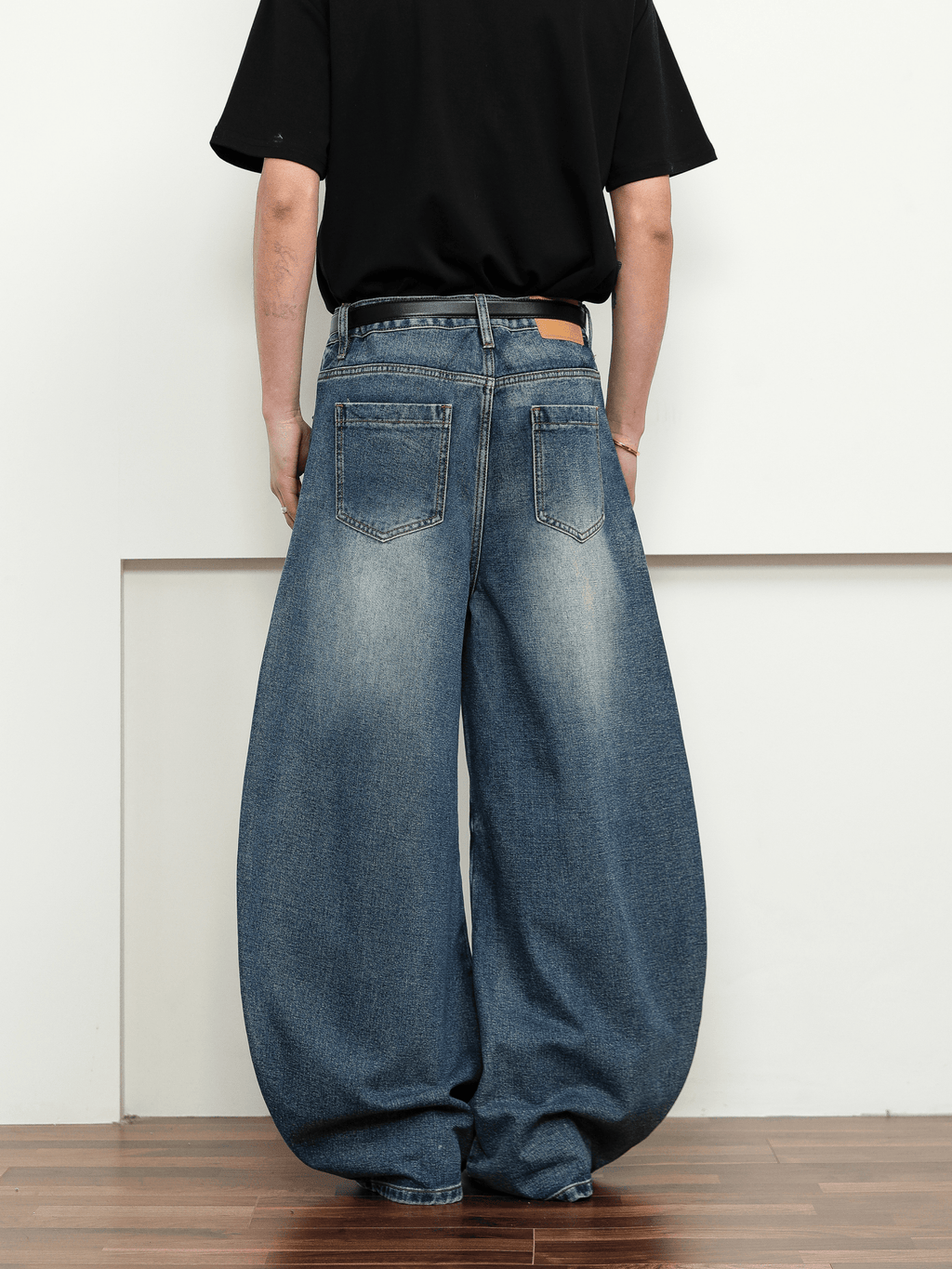 Vintage Wash Blade - Cut Wide - Leg Jeans - COPPING THREADS - CT Select