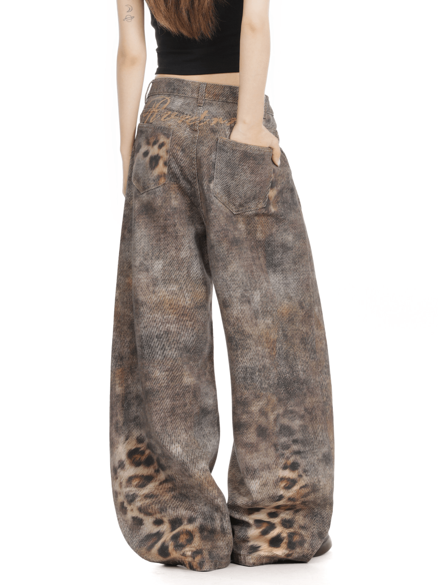 Washed Leopard Print Curved-Leg Jeans Secondary image