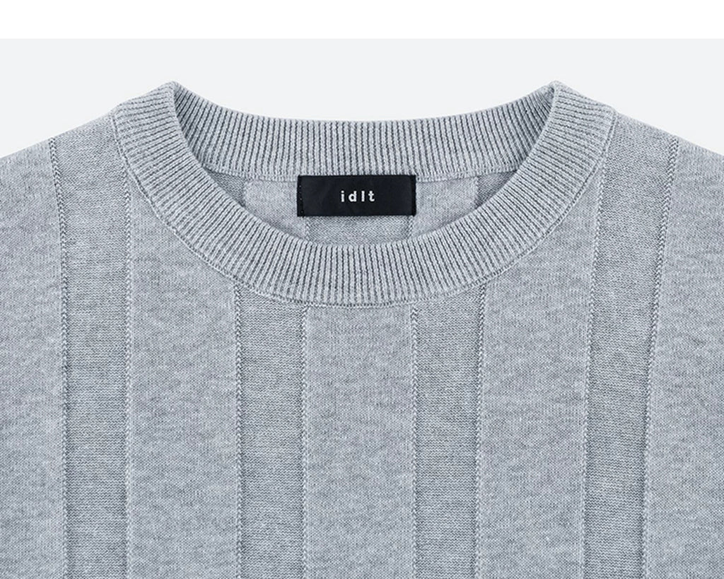IDLT ribbed short sleeve sweater, gray crewneck.