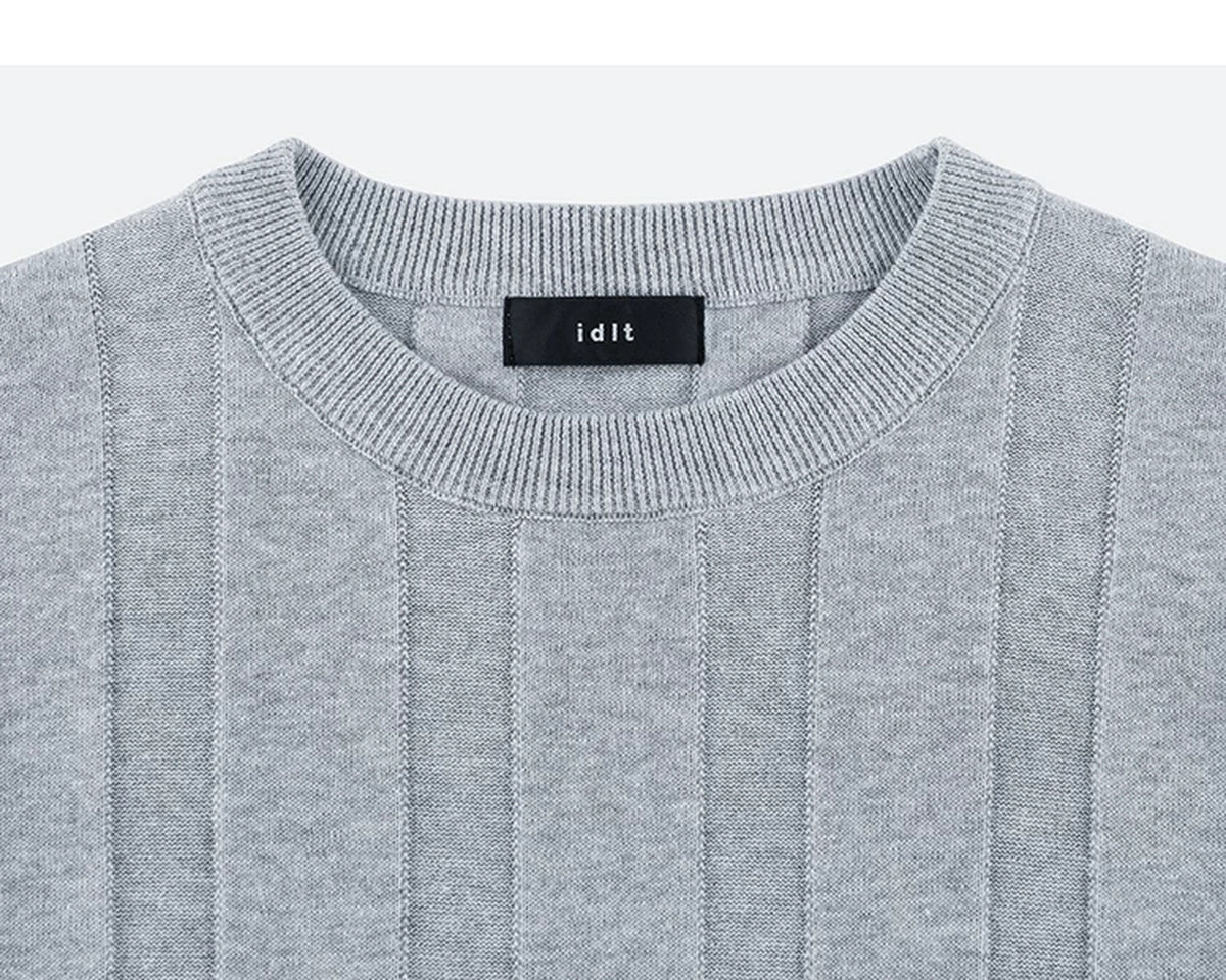 IDLT ribbed short sleeve sweater, gray crewneck.