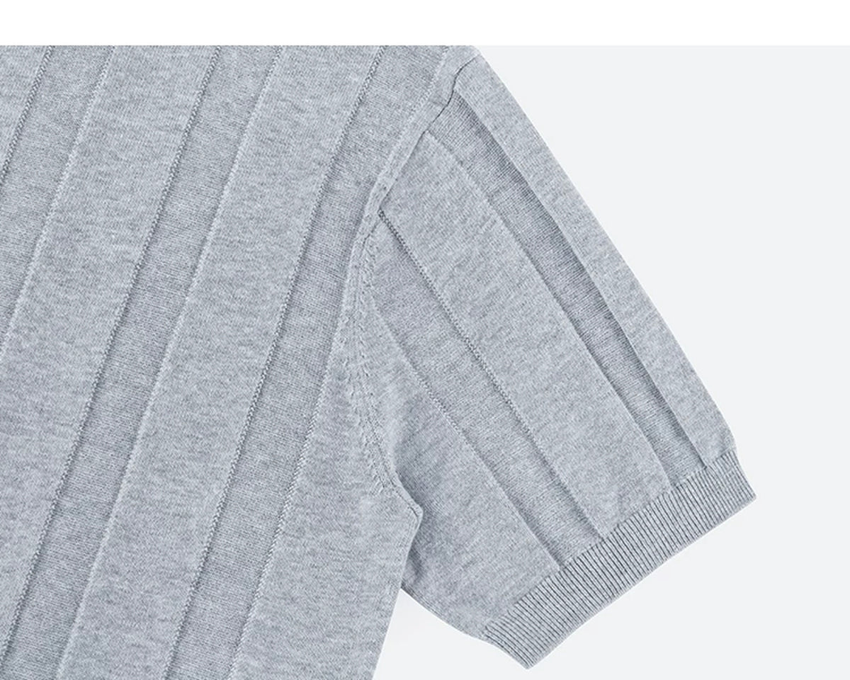IDLT ribbed short sleeve sweater, gray sleeve.