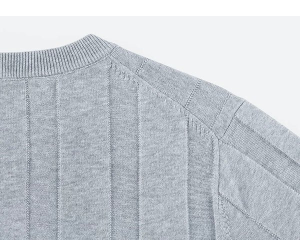 IDLT ribbed short sleeve sweater, gray back shoulder seam.