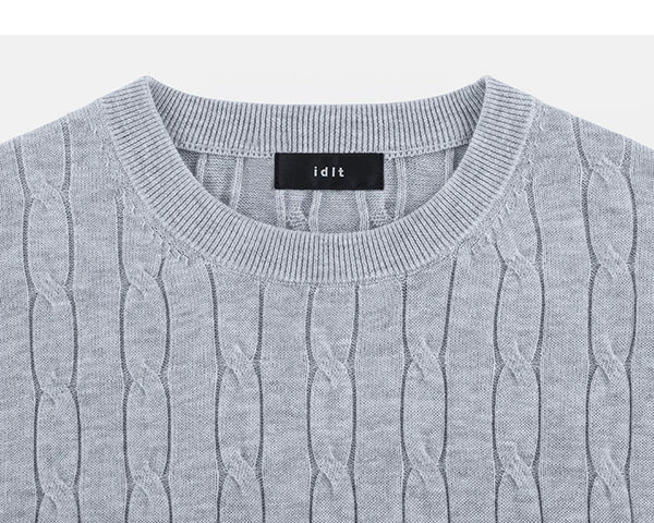 IDLT cable knit short sleeve sweater, gray crewneck.