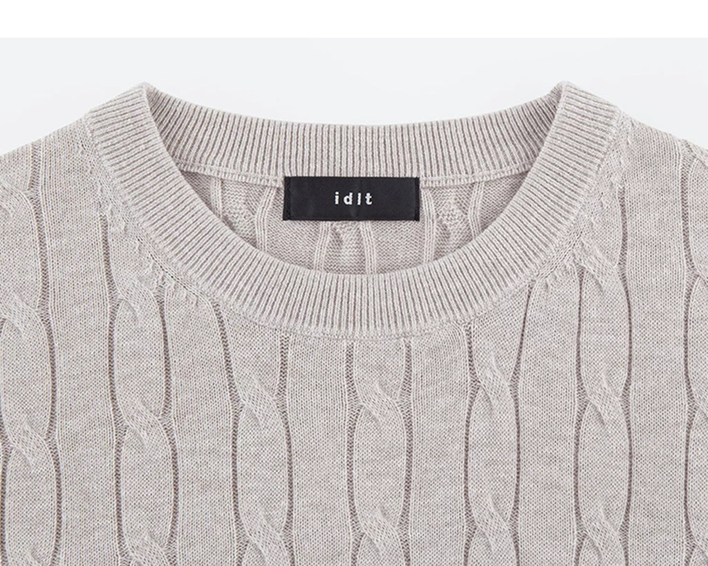 IDLT cable knit short sleeve sweater, beige crewneck.