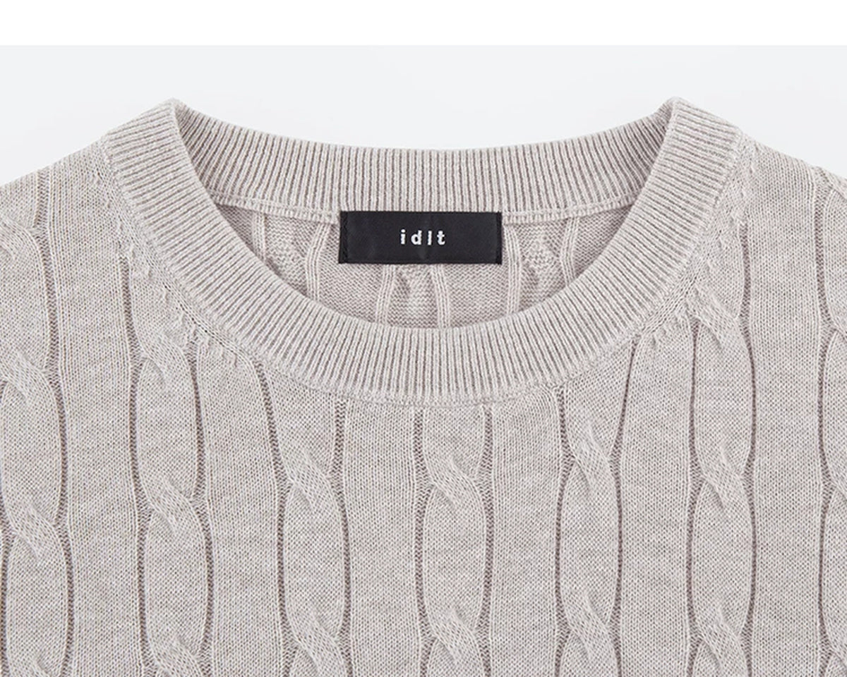 IDLT cable knit short sleeve sweater, beige crewneck.
