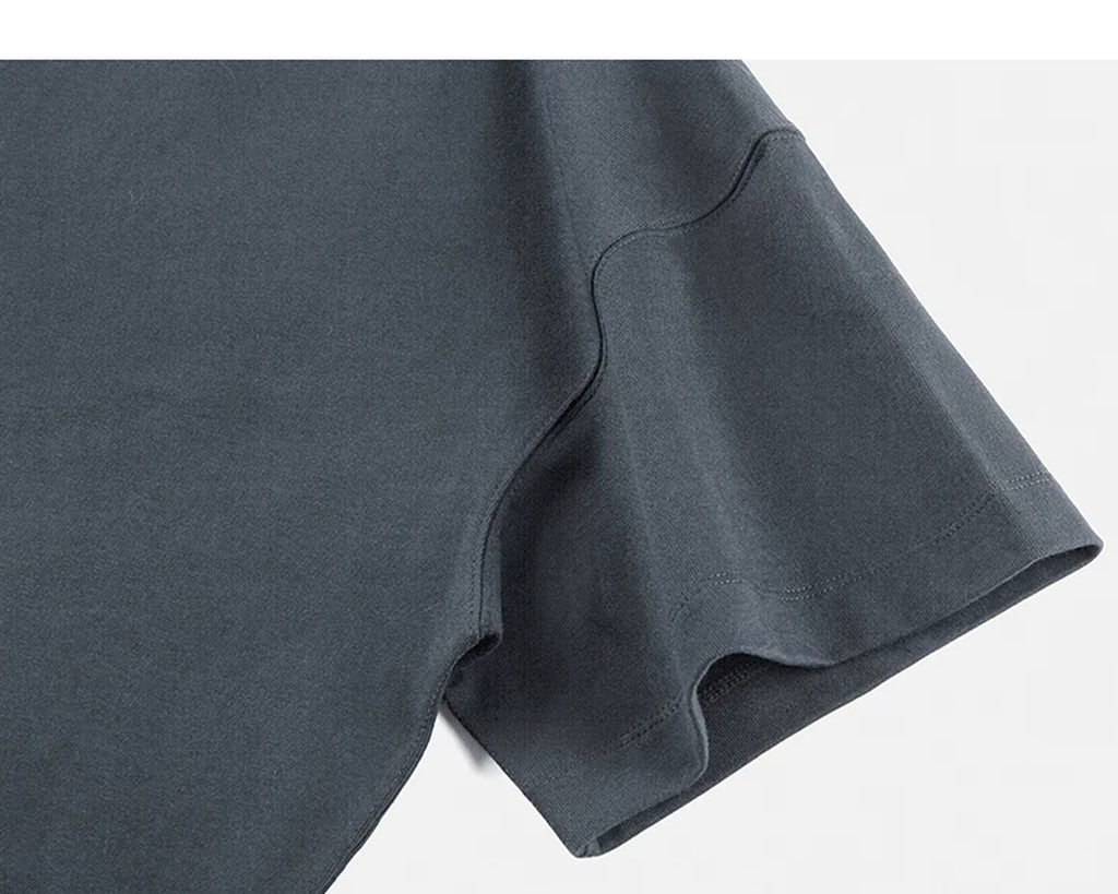IDLT T-shirt, dark gray sleeve.