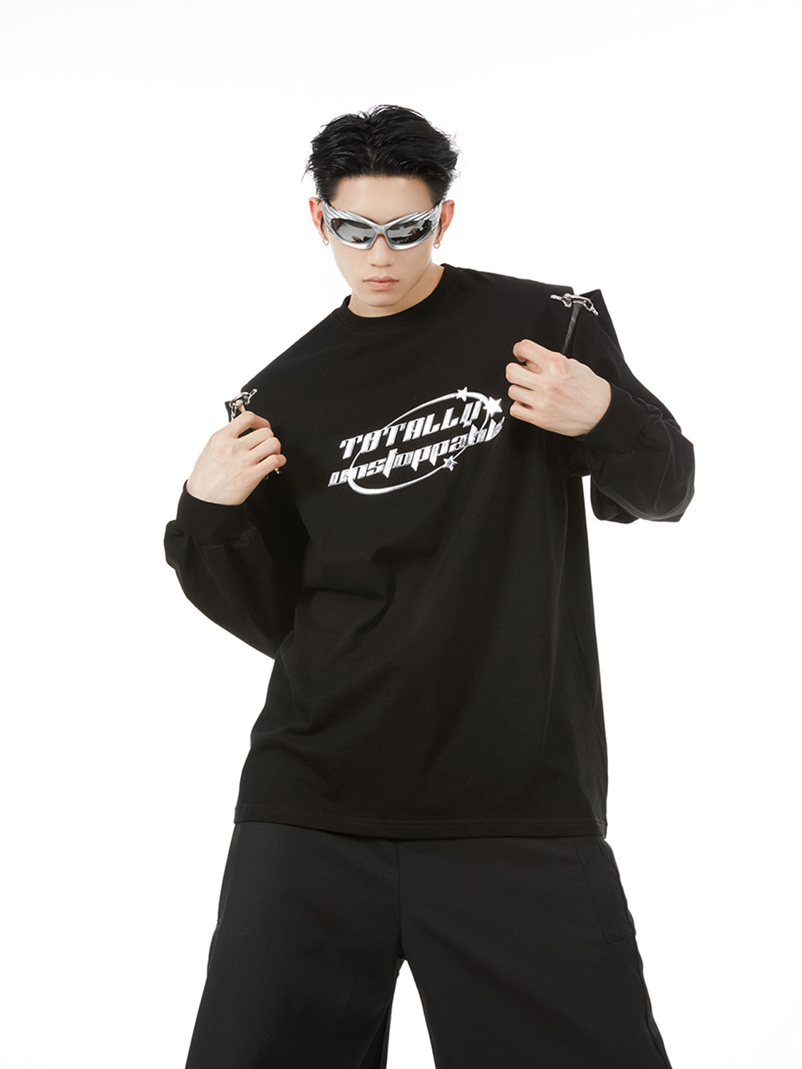 Split Airplane Buckle Long Sleeve Tee