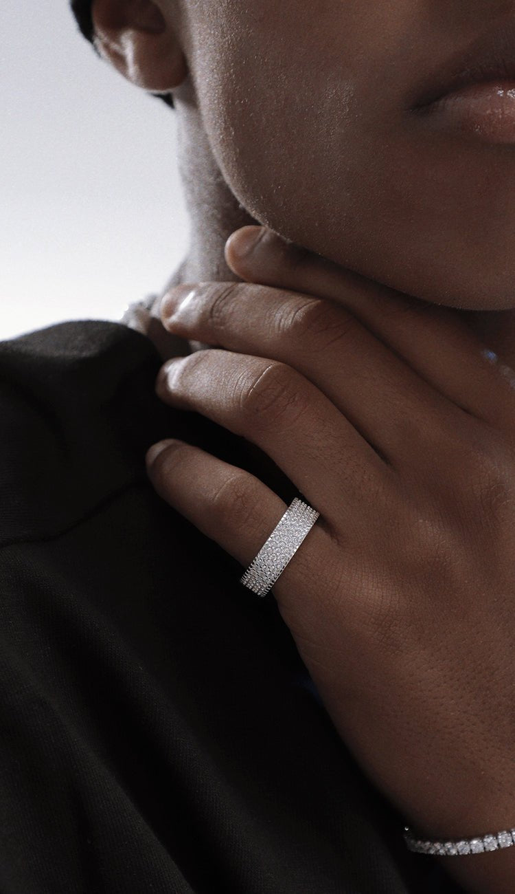 KREAMS925 VINTAGE ICE RING Vintage Full Diamond Ring in Sterling Silver - COPPING THREADS - KREAM